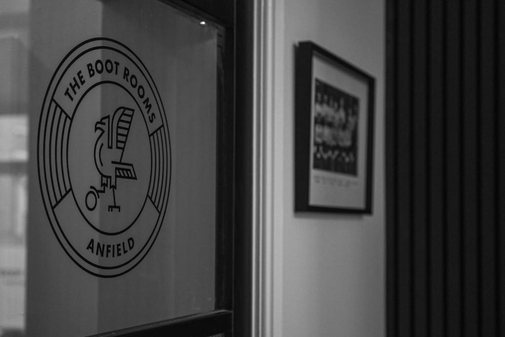 The Boot Rooms Anfield Liverpool Dış mekan fotoğraf